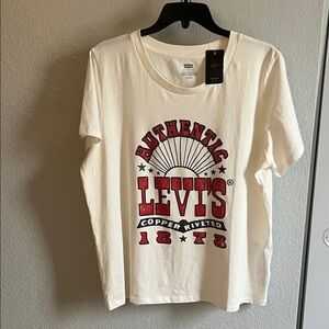 Levi's Cream T-Shirt with Red Graphic